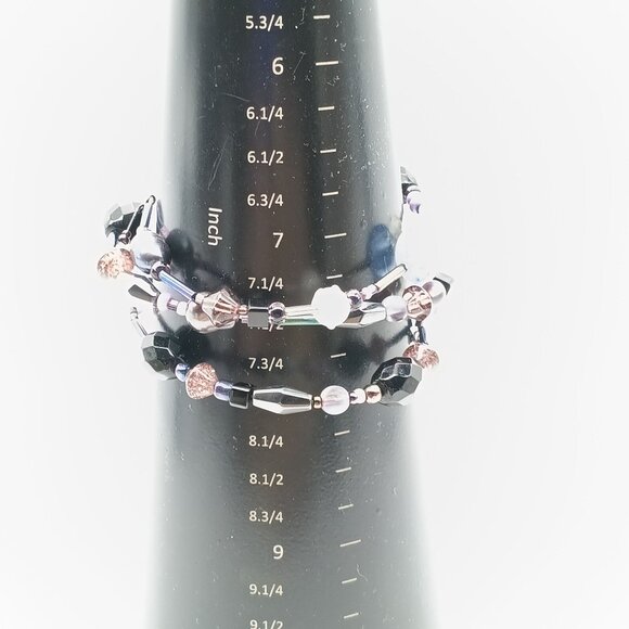 Chic Memory Wire Bracelet, Freshwater Pearl Art Glass and Faceted Crystal Beads - Picture 5 of 5